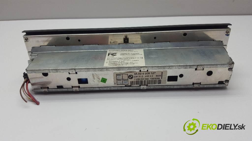 BMW E39  2003 100kW   1951 RADIO 65826909127 (Audio zariadenia)