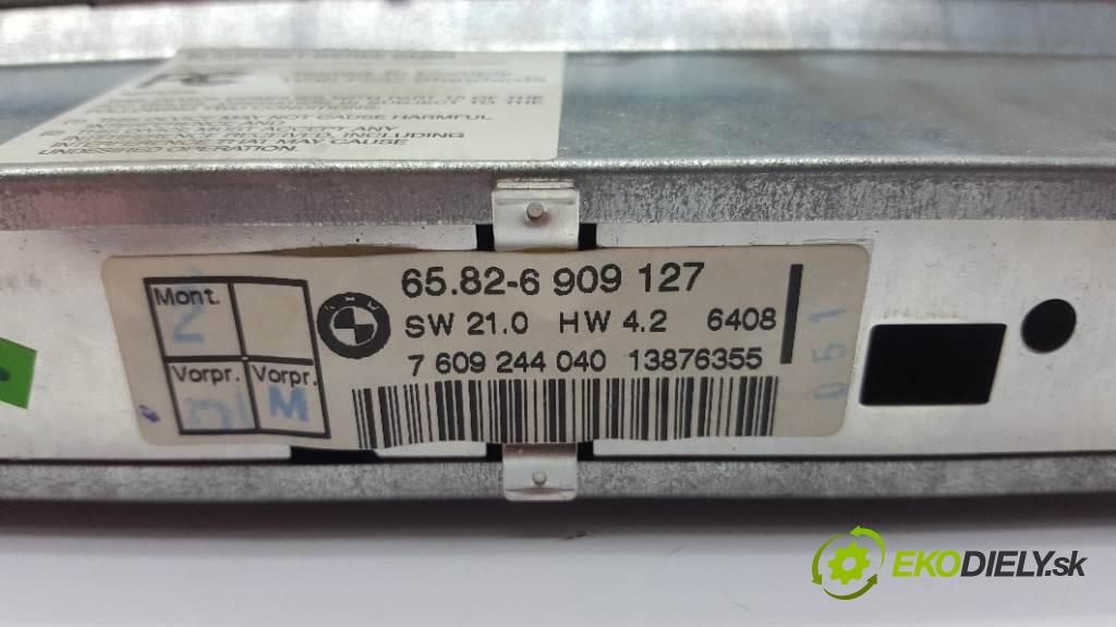 BMW E39  2003 100kW   1951 RADIO 65826909127 (Audio zariadenia)