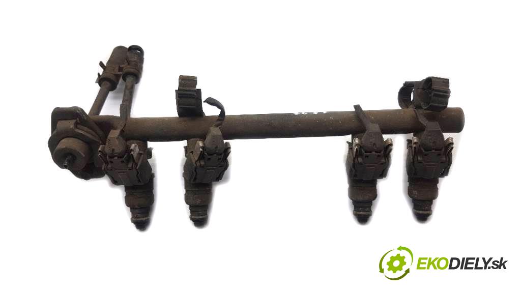 SKODA FELICIA  2000 50kW   1289 vstřikovací ventily KOMPLET 