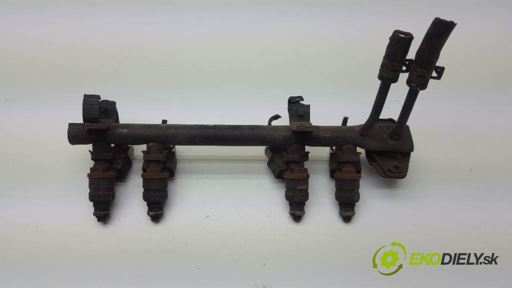 SKODA FELICIA  2000 50kW   1289 vstřikovací ventily KOMPLET