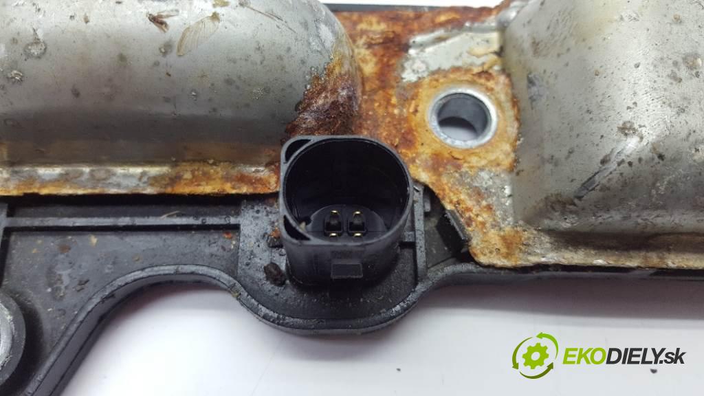 VOLKSWAGEN TOURAN  2005 103kW   1968 Lišta dverí zad  (Lišty)