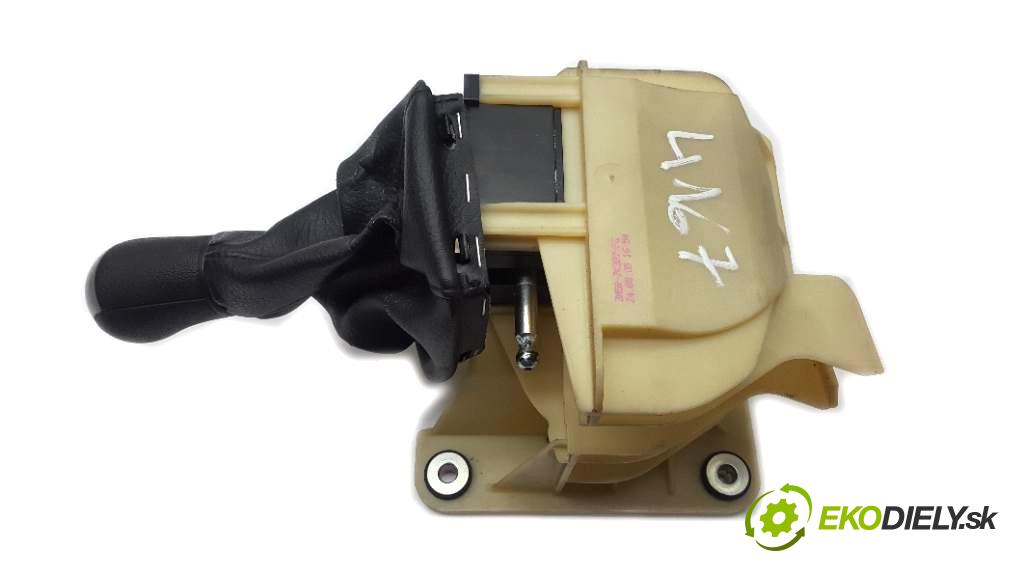 FORD FOCUS II C-MAX  2005 74kW   1596 Kulisa 3M5R-7K387-FG (Rýchlostné páky / kulisy)