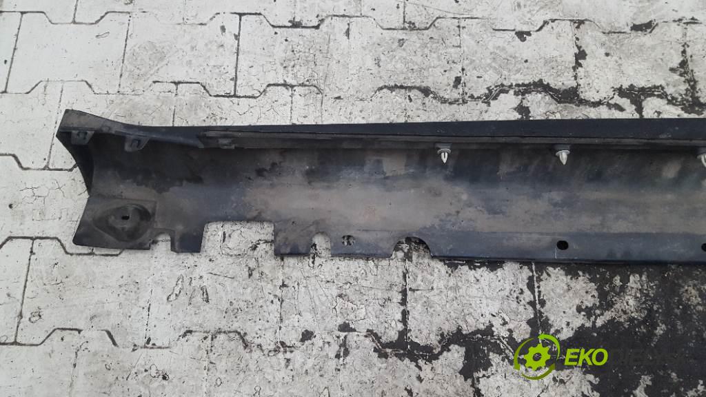 BMW X5  2008 173kW   2993 práh pravý  (Ostatní)