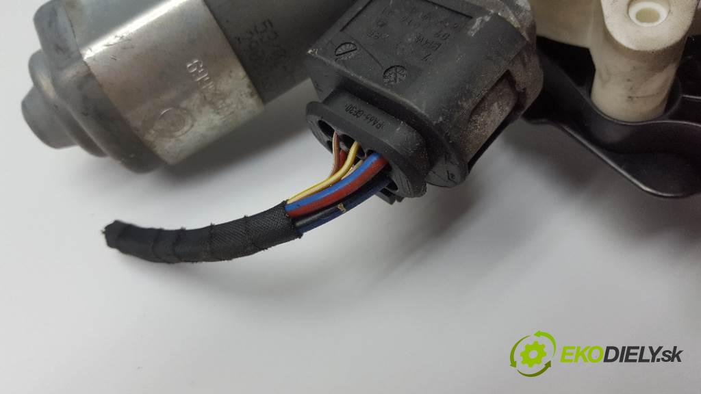 BMW 5-SERIES 520D 2006 120kW 520D 1995 mechanismus okna přední část levý 6PIN