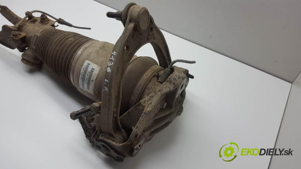 VOLKSWAGEN TOUAREG 7L 2004 230kW 7L 4921 Tlmič predný ľavy 7L6412021AF (Ostatné)