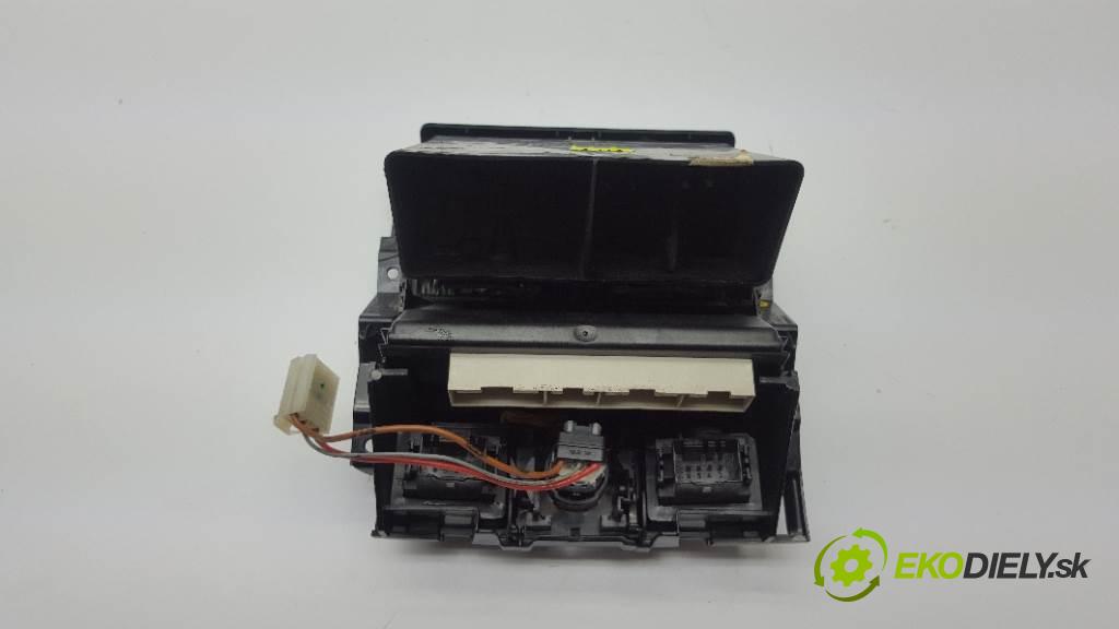 VOLKSWAGEN TOUAREG 7L 2004 230kW 7L 4921 Panel ovládania kúrenia  (Prepínače, spínače, tlačidlá a ovládače kúrenia)