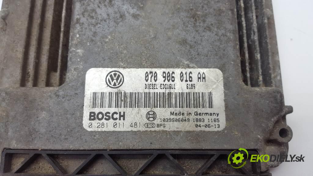 VOLKSWAGEN TOUAREG 7L 2004 230kW 7L 4921 riadiaca jednotka Motor 070906016AA (Riadiace jednotky)