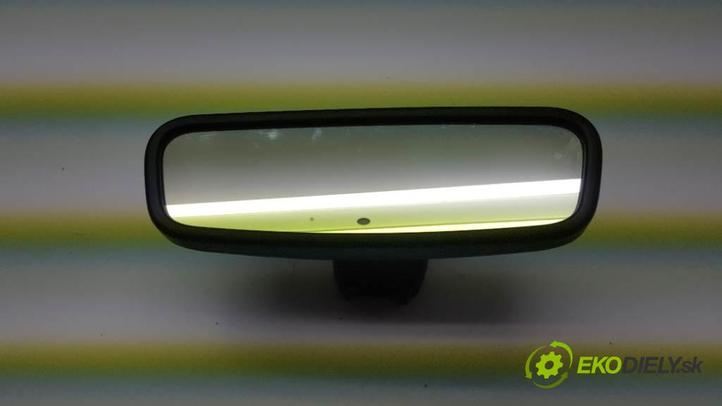 MERCEDES-BENZ B180 CDI  2007 80kW    1992 zpětné zrcátko vnitřní 5PIN (Světla vnitřní)