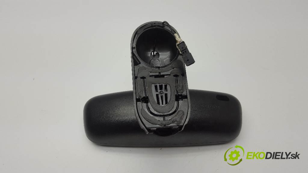 MERCEDES-BENZ B180 CDI  2007 80kW    1992 zpětné zrcátko vnitřní 5PIN (Světla vnitřní)