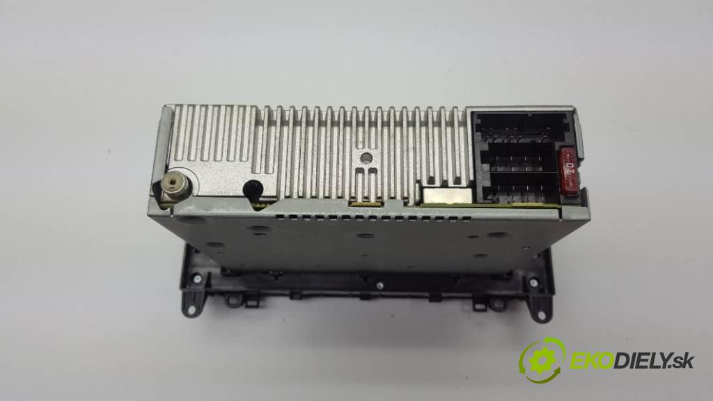 MERCEDES-BENZ B180 CDI  2007 80kW    1992 RADIO 1698200886 (Audio zariadenia)