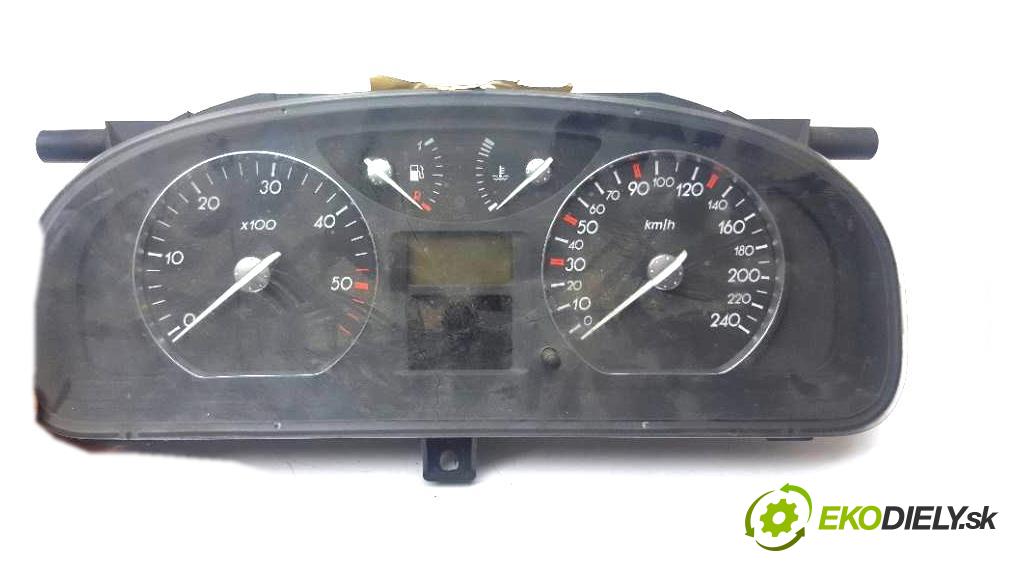 RENAULT LAGUNA  2001 79kW   1870 Prístrojovka 8200013775 (Prístrojové dosky, displeje)
