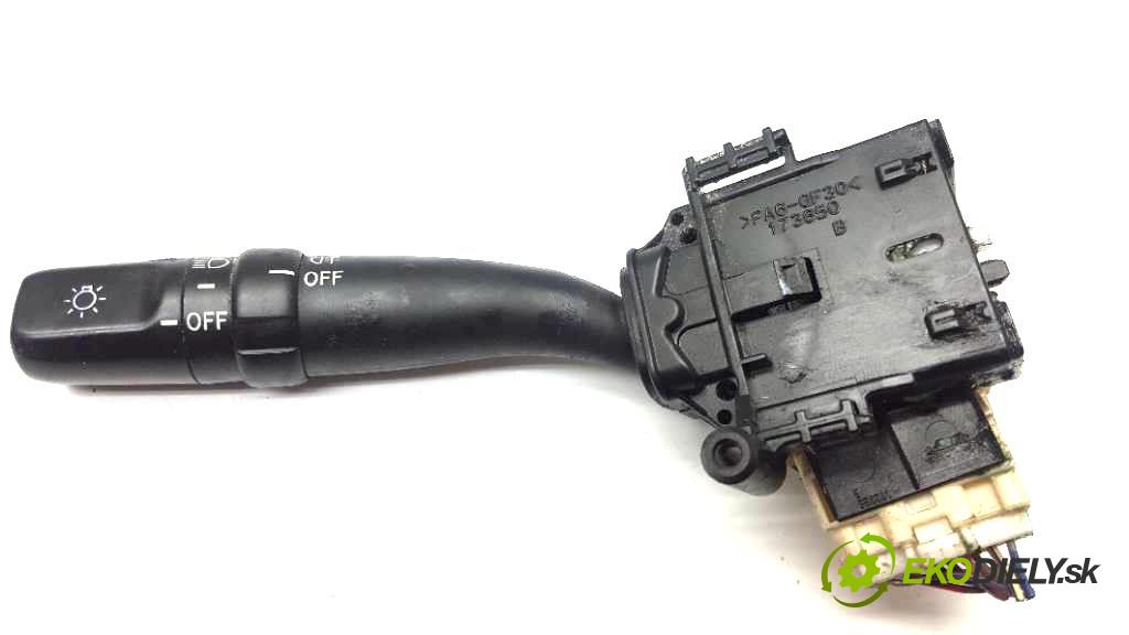 TOYOTA COROLLA  2006 85kW    1995 Prepínač svetiel 173650 (Prepínače, spínače, tlačidlá a ovládače kúrenia)