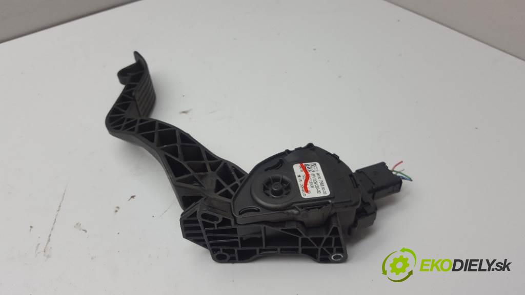 PEUGEOT 308 SW T7 2008 66,20 kw SW T7 1560 Potenciometer plynového pedálu 9680756880-02 (Pedále)