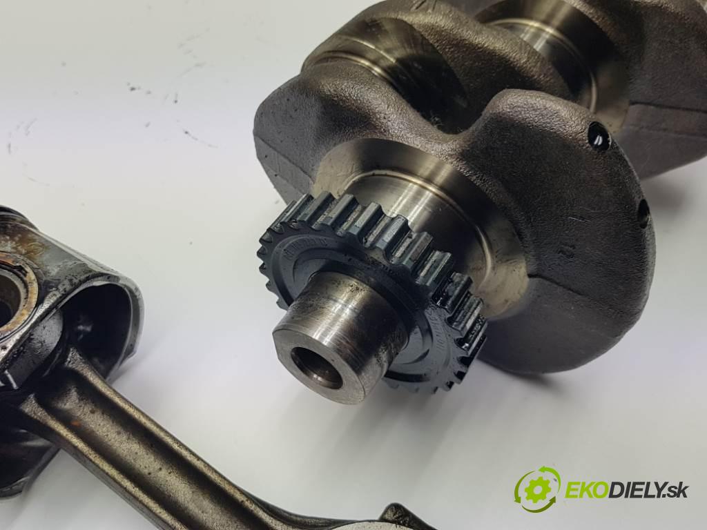 VOLKSWAGEN PASSAT  2015 110kW B8 1968 Kardaň, hriadeľ KLIKA: KOMPLET 20503004l (Ostatné)