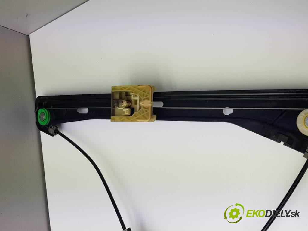 VOLKSWAGEN PASSAT  2015 110kW B8 1968 mechanismus okna přední část levý 3G0837461B