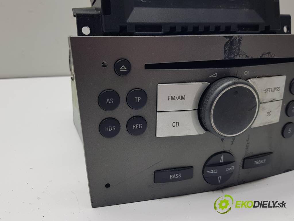 OPEL ASTRA  2006 66kW   1248 RADIO 13190856 (Audio zariadenia)