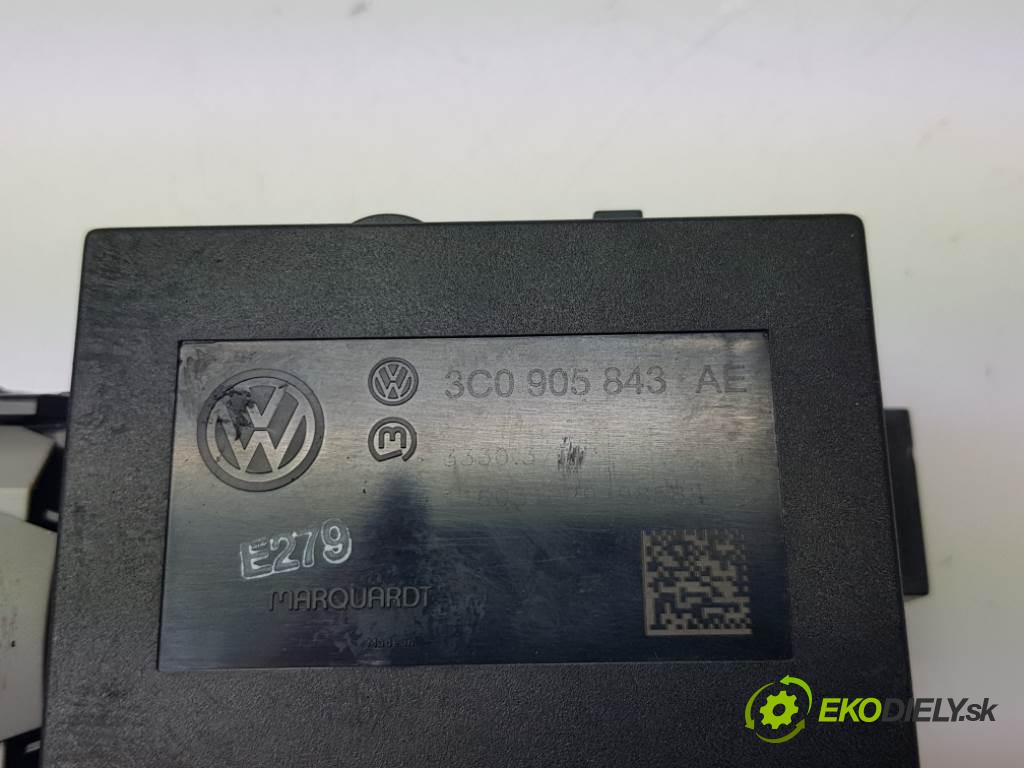 VOLKSWAGEN PASSAT  2013 130kW B7 1968 spinačka 30905843AE (Spínacie skrinky a kľúče)