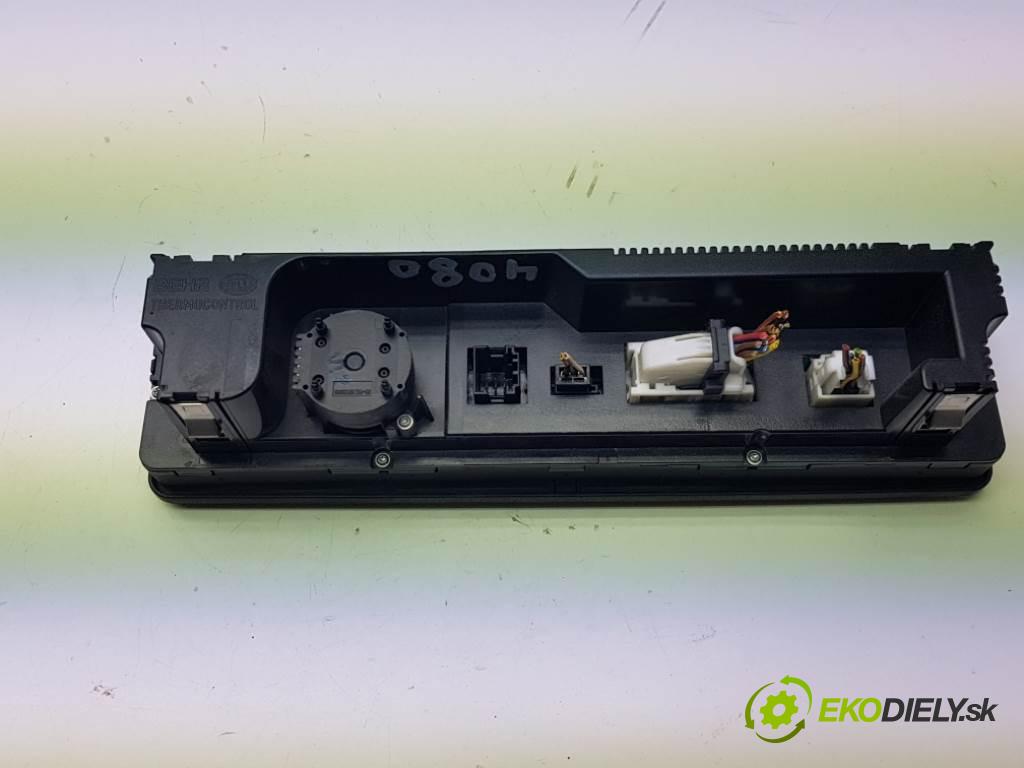 BMW E46  2003 85kW     1796 Panel ovládania kúrenia 64114126707 (Prepínače, spínače, tlačidlá a ovládače kúrenia)