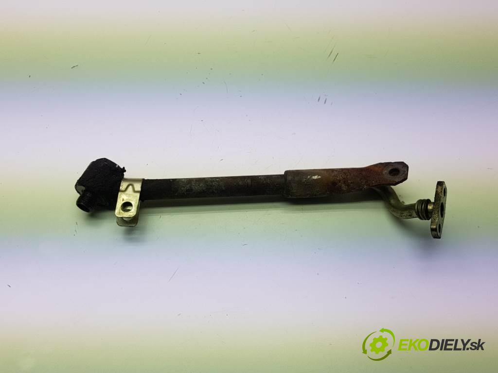 VOLKSWAGEN PASSAT  2013 130kW B7 1968 Rúra hadice turba 03L145595D (Hadice intercoolera)