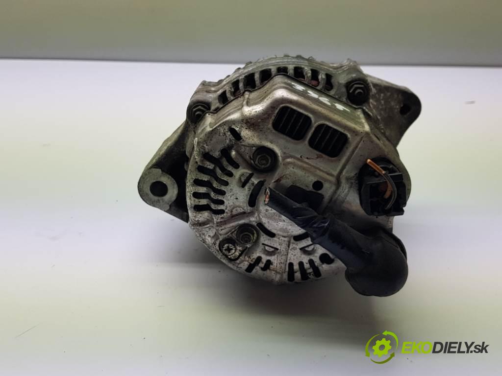HYUNDAI  GETZ  2004 60kW    1493 Alternátor 37300-27601 (Alternátory)