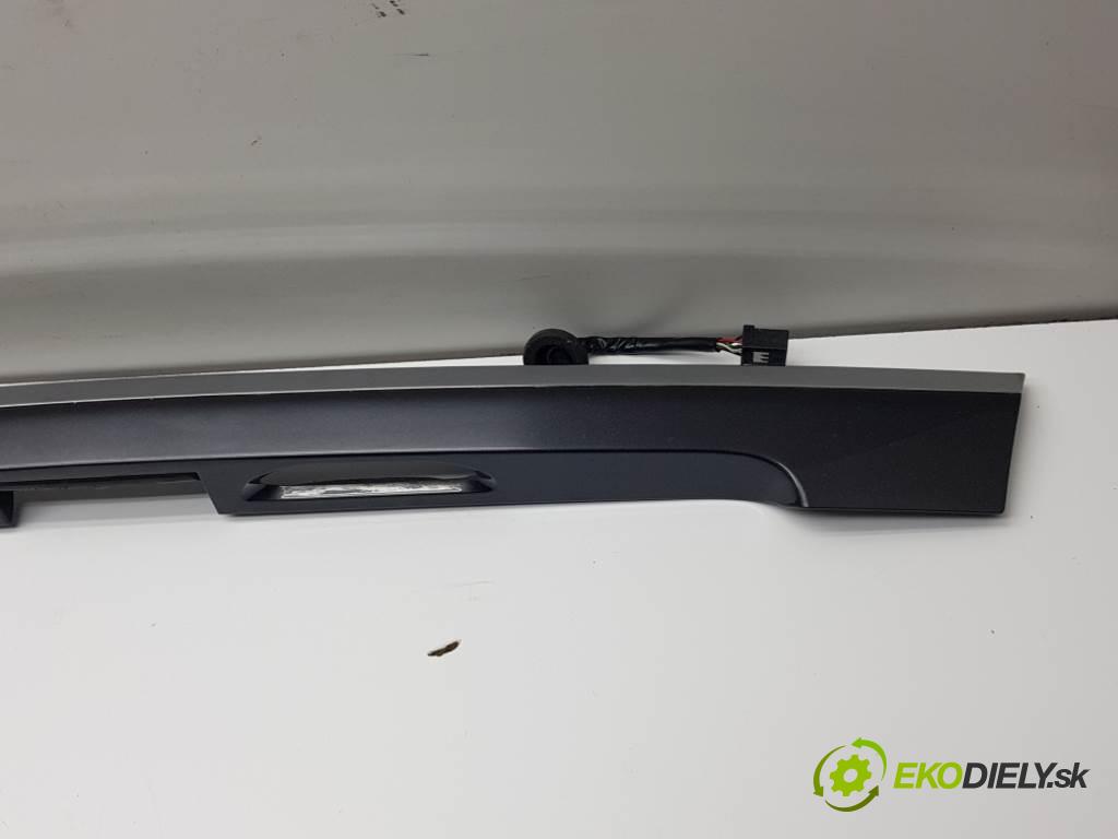 KIA VENGA   2016 90 kW    1396 Lišta dverí zad 87311-1P510  (Lišty)