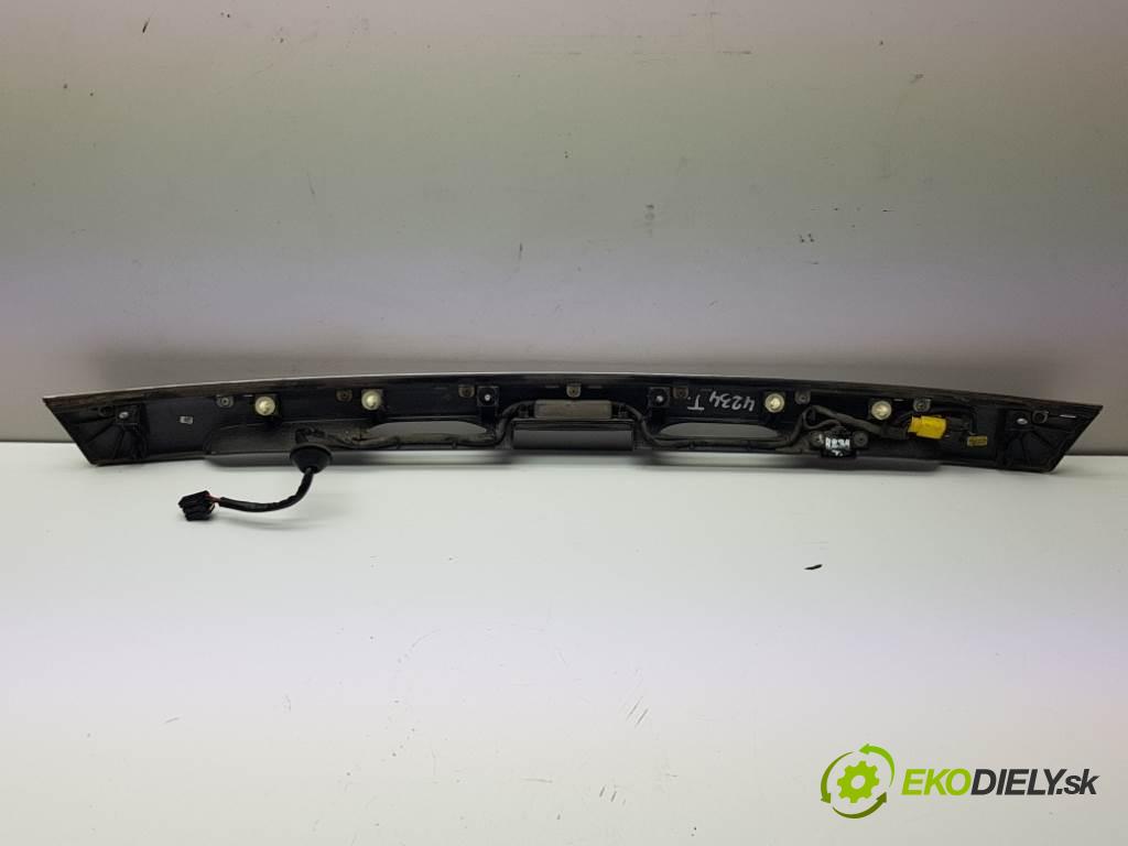 KIA VENGA   2016 90 kW    1396 Lišta dverí zad 87311-1P510  (Lišty)