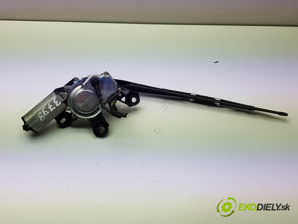 VOLKSWAGEN GOLF IV 1998 50kW IV 1896 motorek stěračů zadní část 4PIN