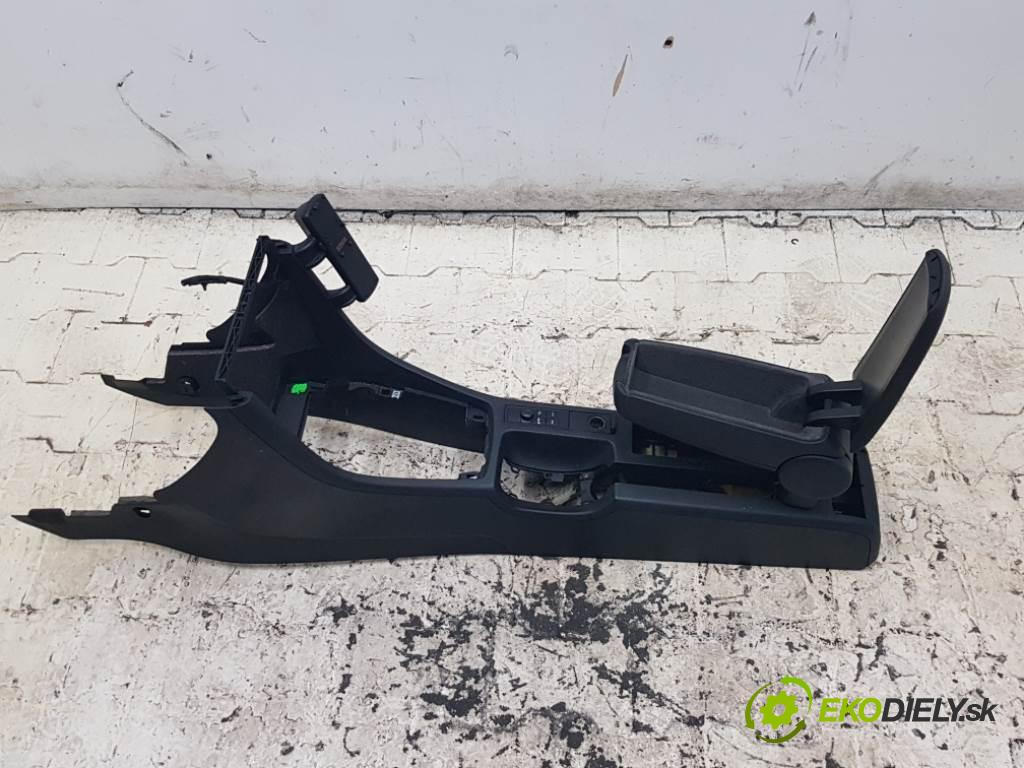 AUDI A4 B6 2004 96kW B6 1896 Lakťová opierka + Tunel