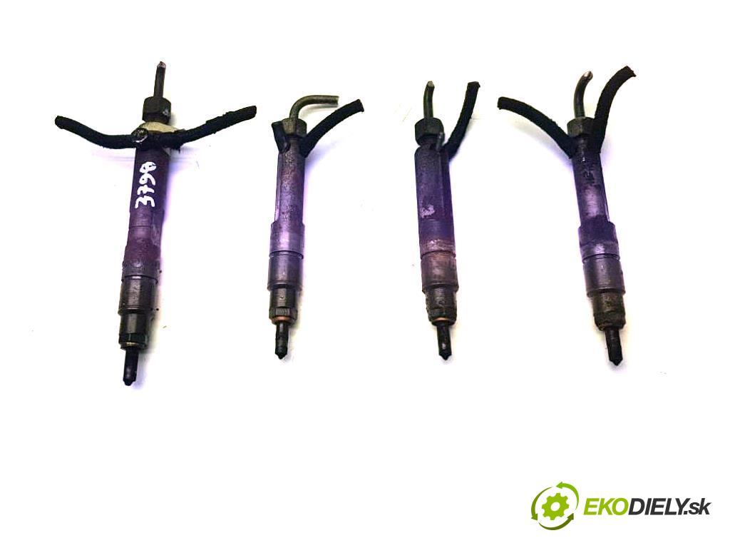 VOLKSWAGEN GOLF IV 1998 50kW IV 1896 vstřikovací ventily KOMPLET 038130201G