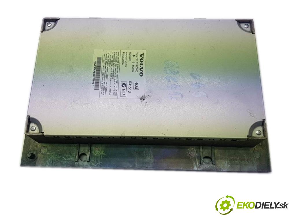 VOLVO S40 II II 2009 80kw II  1560 Zosilňovač radia 31310000 (Zosilňovače)