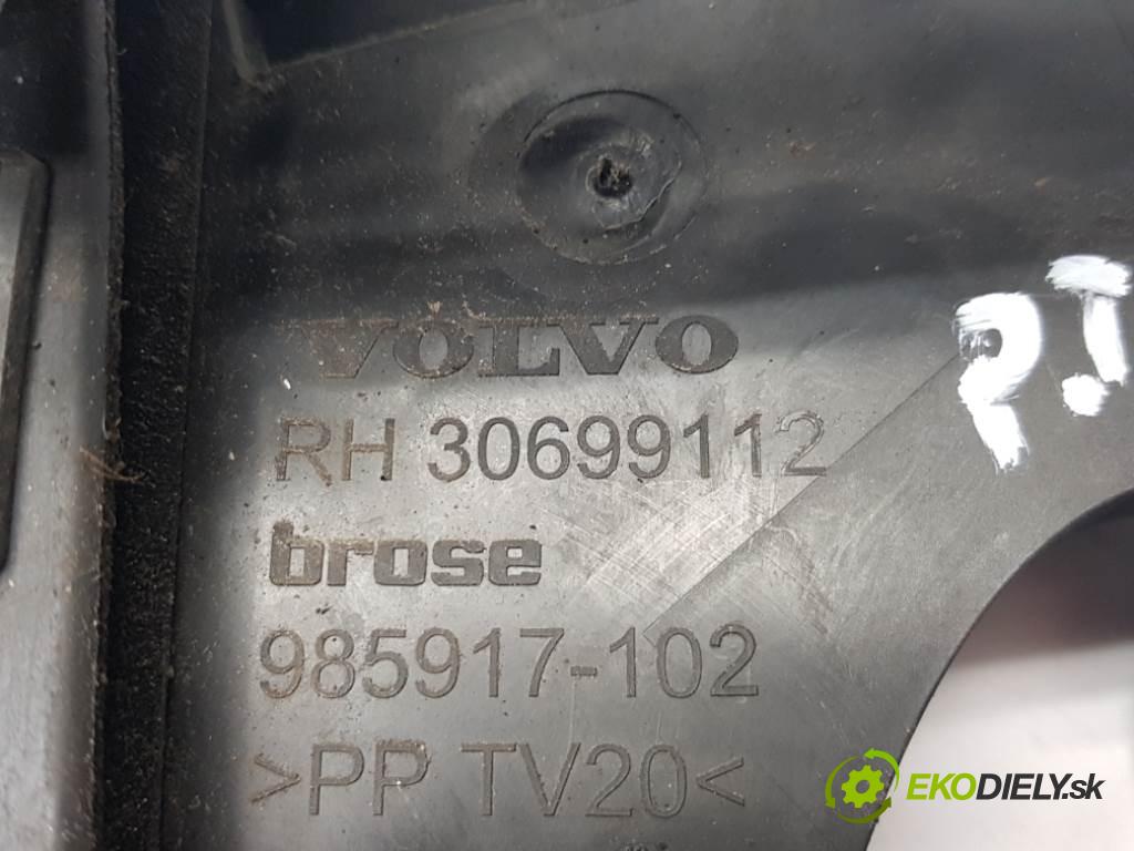 VOLVO S40 II II 2009 80kw II 1560 zámok zadní část pravý 30699112 6PIN