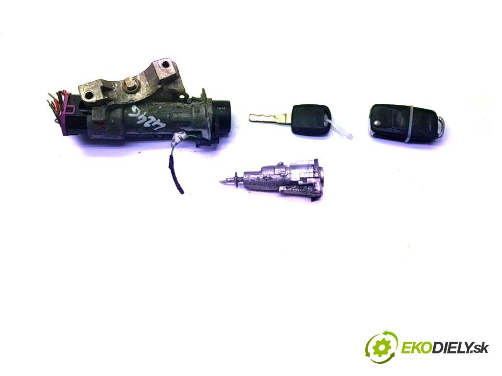SKODA ROOMSTER I 2008 77kw I 1598 spinačka 4B0905851C (Spínacie skrinky a kľúče)