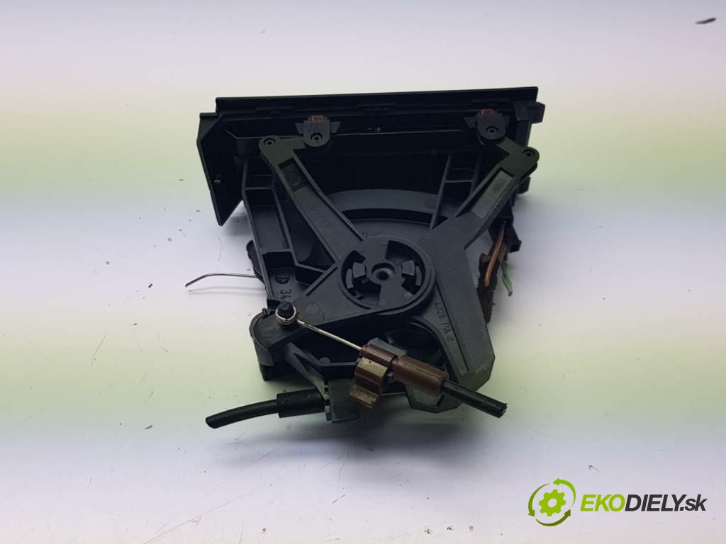 OPEL KADETT E 1995 90 kW E 1796 Panel ovládania kúrenia 90181615  (Prepínače, spínače, tlačidlá a ovládače kúrenia)