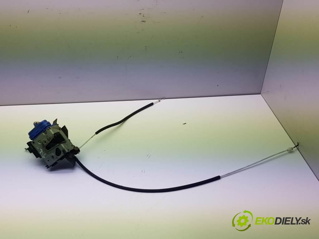 AUDI A8  1999 191kW    3697 zámok zadní část levý 4D0185A 5PIN