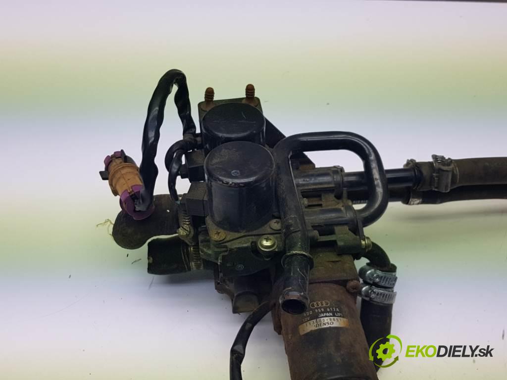 AUDI A8  1999 191kW    3697 pumpa vody 4D0959617A (Vodní pumpy)