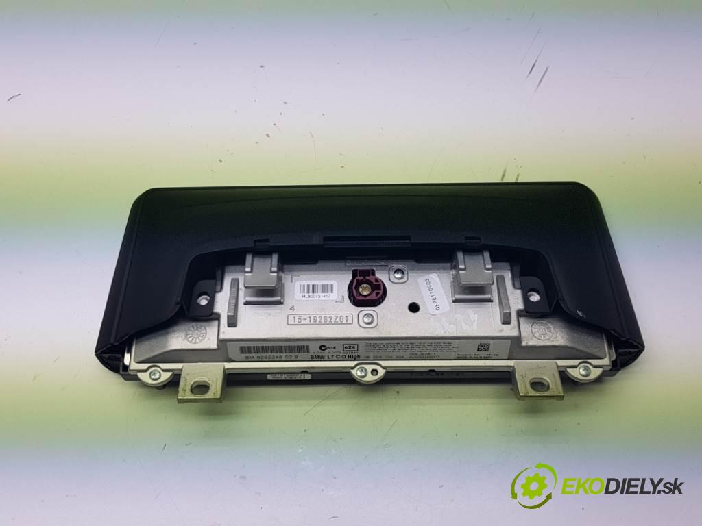 BMW 3 F31 318 2013 105kW F31 318 1995 Dislpej 92922248 (Prístrojové dosky, displeje)