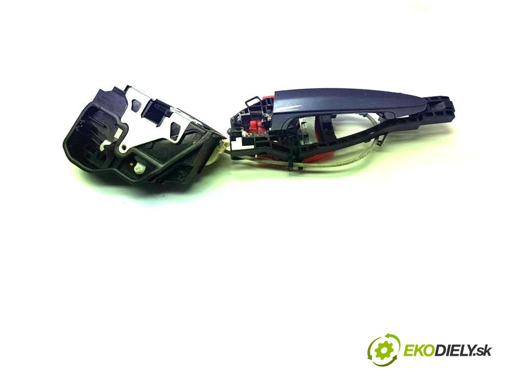 BMW 3 F31 318 2013 105kW F31 318 1995 zámok přední část levý 4PIN