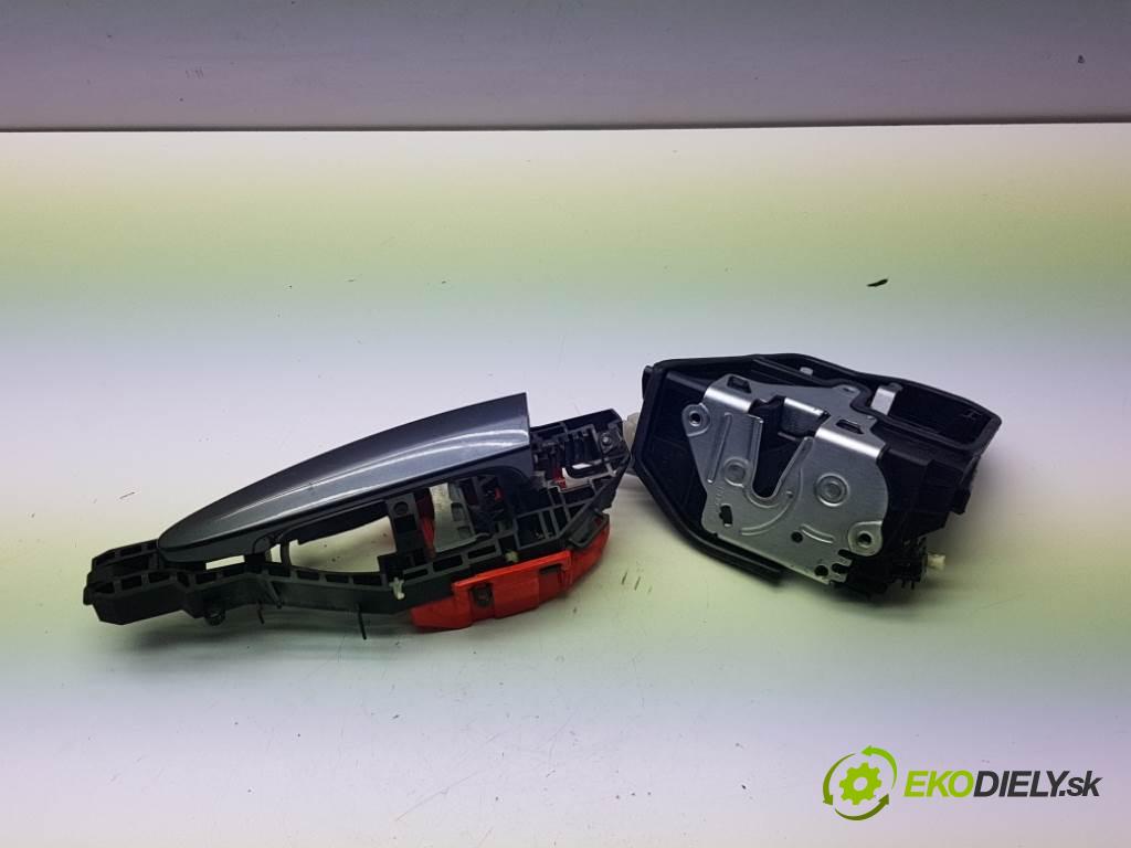 BMW 3 F31 318 2013 105kW F31 318 1995 zámok přední část levý 4PIN