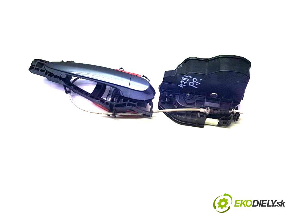 BMW 3 F31 318 2013 105kW F31 318 1995 zámok přední část pravý 4PIN