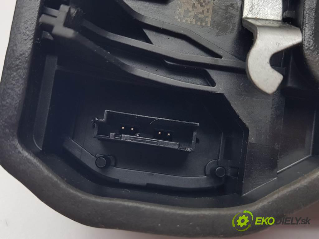 BMW 3 F31 318 2013 105kW F31 318 1995 zámok zadní část levý 4PIN