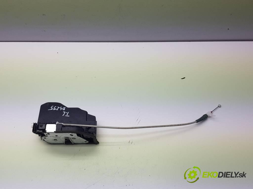 BMW 3 F31 318 2013 105kW F31 318 1995 zámok zadní část levý 4PIN