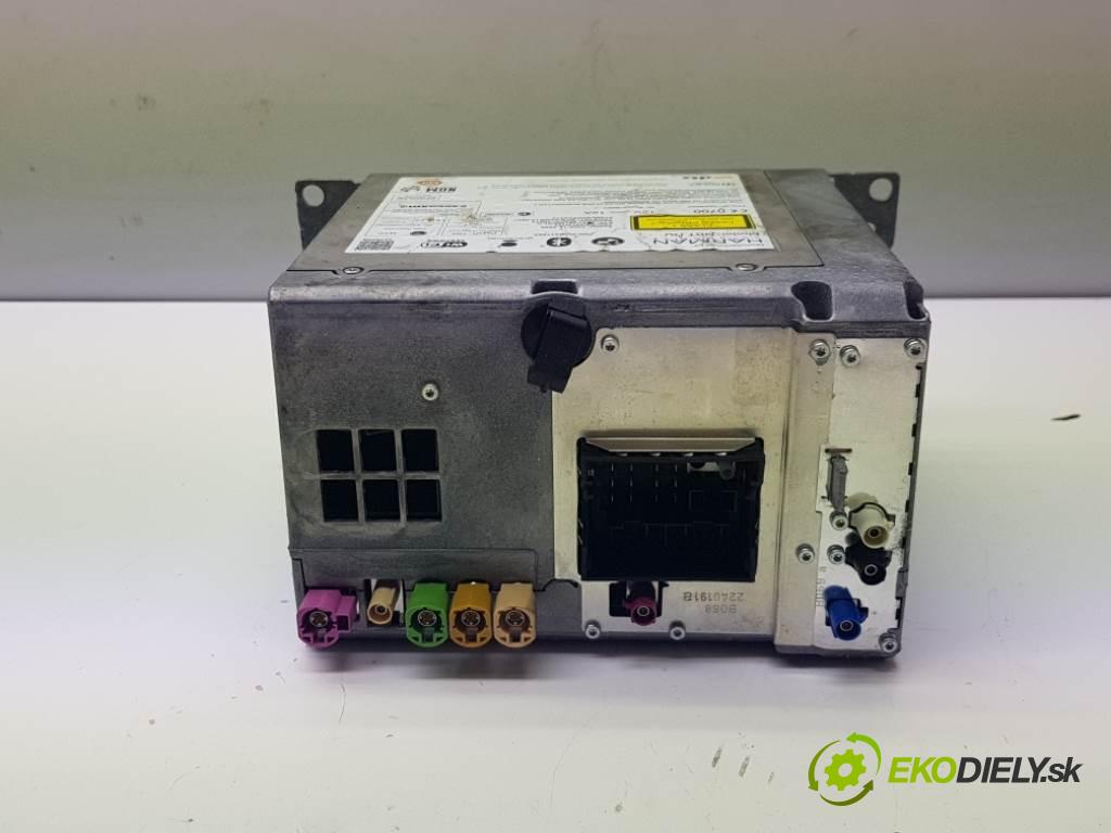 BMW 3 F31 318 2013 105kW F31 318 1995 RADIO B017665 (Audio zariadenia)