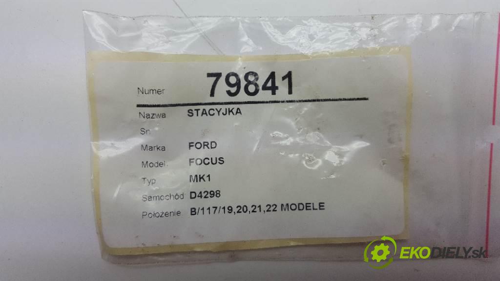 FORD FOCUS MK1 2004 74 kW MK1 1753 spinačka  (Spínacie skrinky a kľúče)