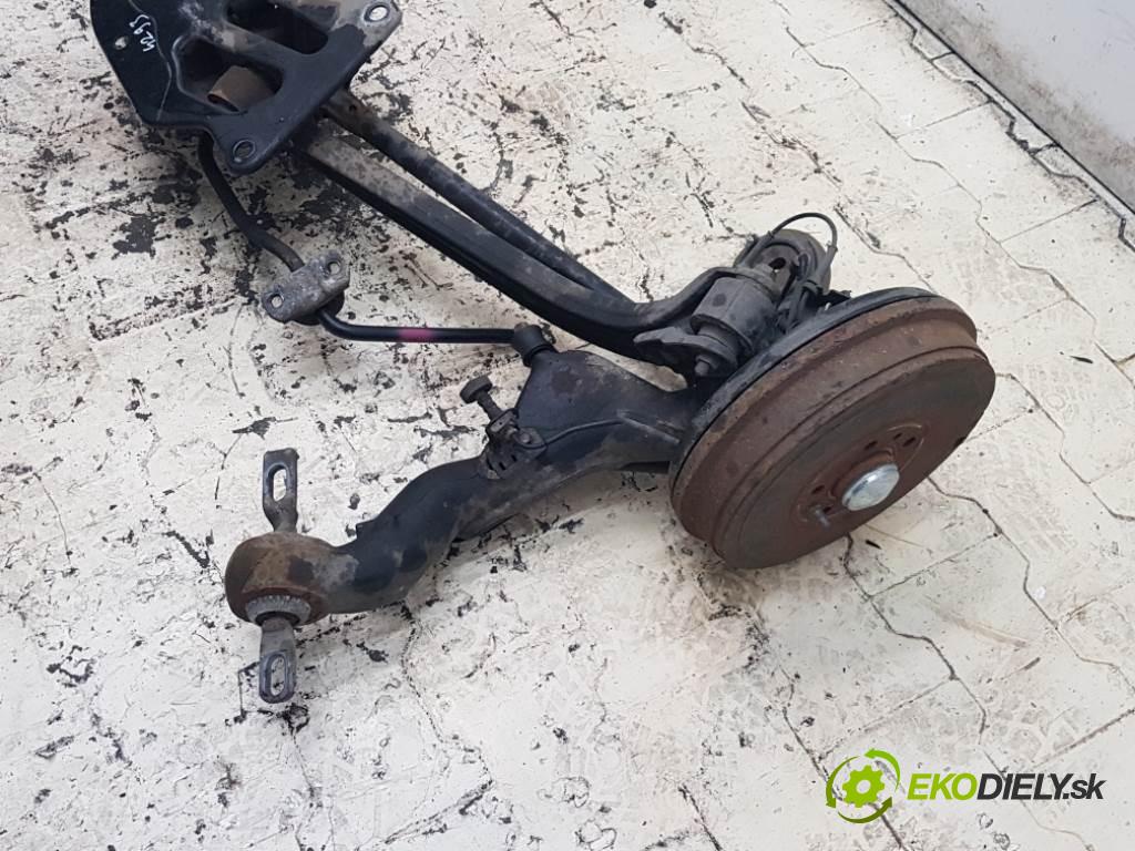 OPEL COMBO D 2016 70 kW D 1248 výztuha zadní část