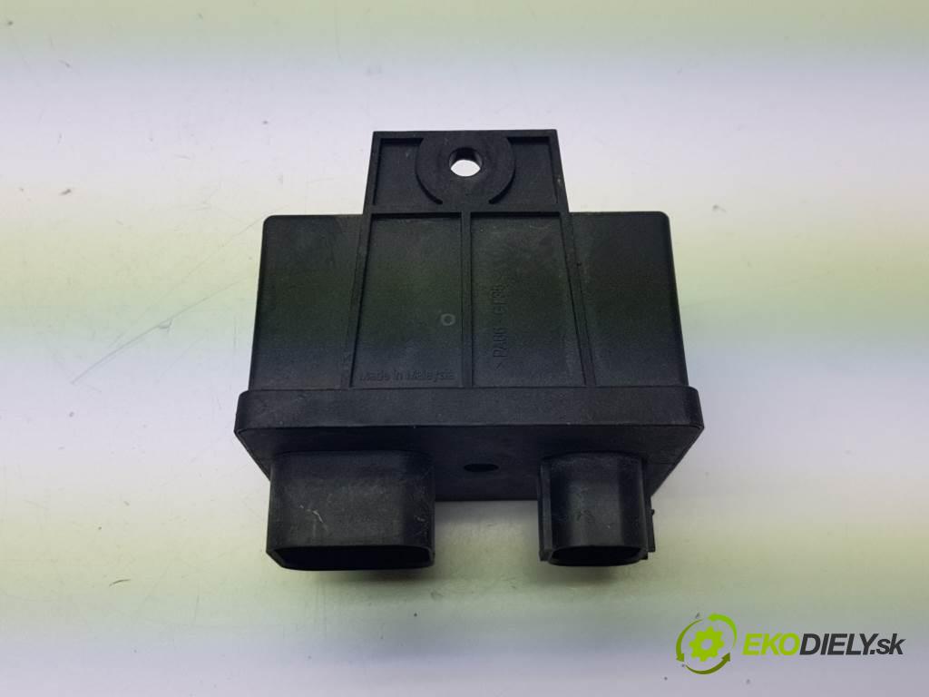 OPEL COMBO D 2016 70 kW D 1248 relé sviečok žhavenia 0281003065 (Relé)