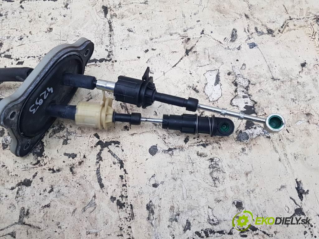 OPEL COMBO D 2016 70 kW D 1248 Lanká  (Rýchlostné páky / kulisy)