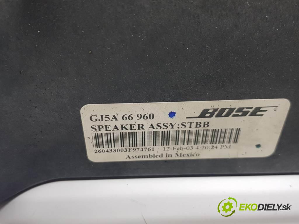 MAZDA 6 GG 2003 136 KM GG 1998 reproduktor VEĽKÉ: 1 KOMPLET BOSE GJ5A 66960 3PIN