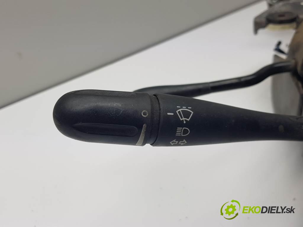 CHRYSLER VOYAGER III CARAVAN 1998 X III CARAVAN 3.2 Hriadeľ, tyč volantu P04680731 (Tyče riadenia (volantu))