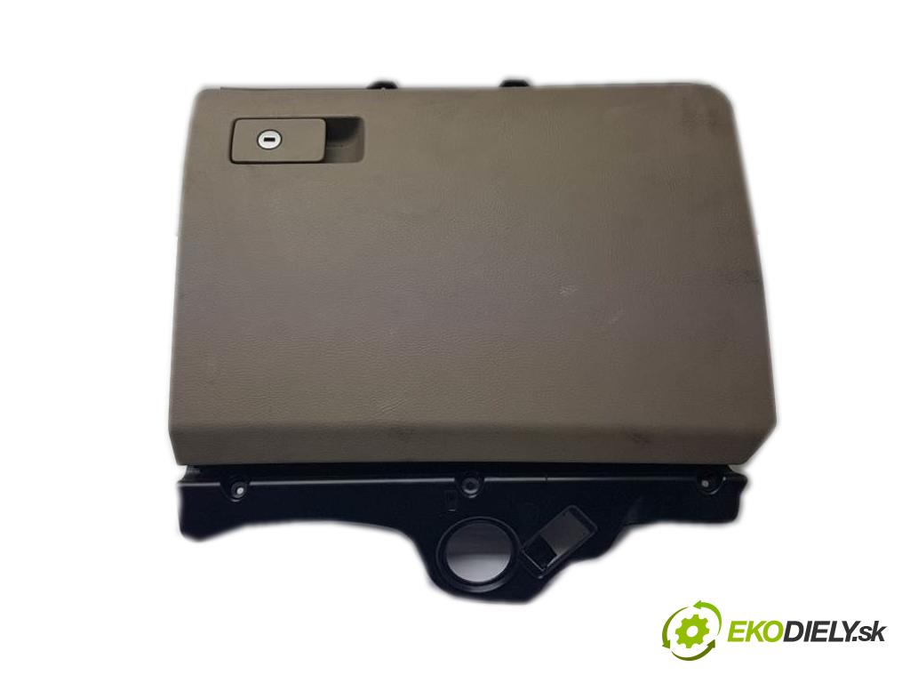 VOLKSWAGEN PASSAT B6 2006 77kW B6 1896 Priehradka, kastlík spolujazdca 3C1857097AP (Priehradky, kastlíky)