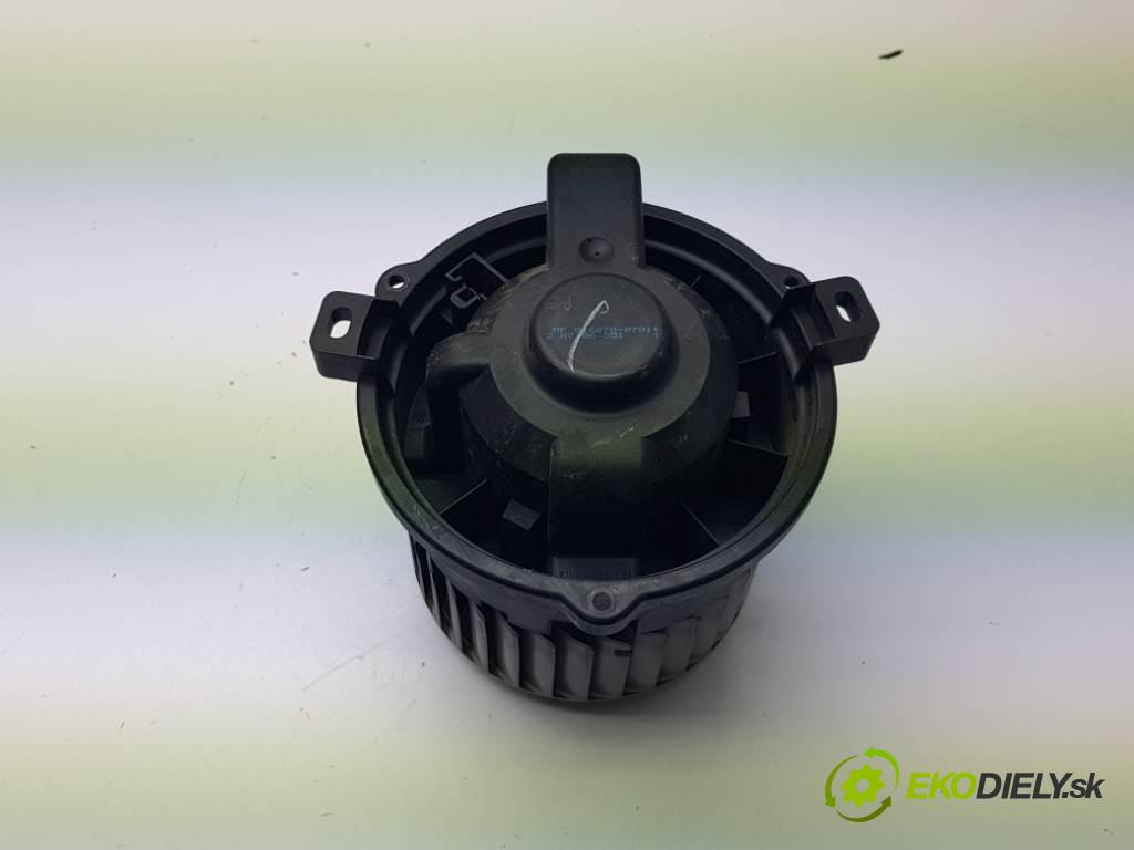 MITSUBISHI COLT VI Z30 2006 70 kW VI Z30 1332 Ventilátor ventilátor kúrenia MMF016070-0701 (Ventilátory kúrenia)